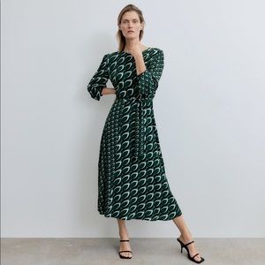 Zara Printed Dress Size L